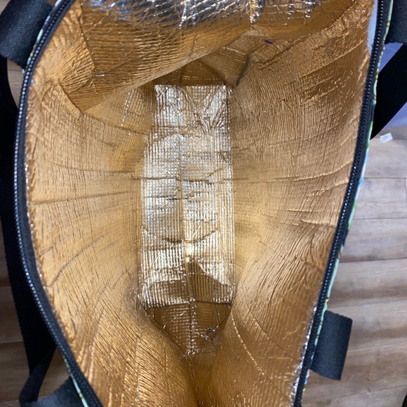 Victoria’s Secret nautical roll up beach cooler tote &picnic blanket 2pc. - Picture 9 of 13